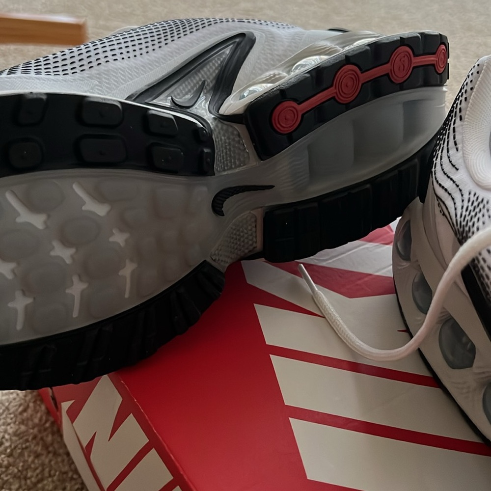 New Nike Air Max DN - Picture 5 of 6